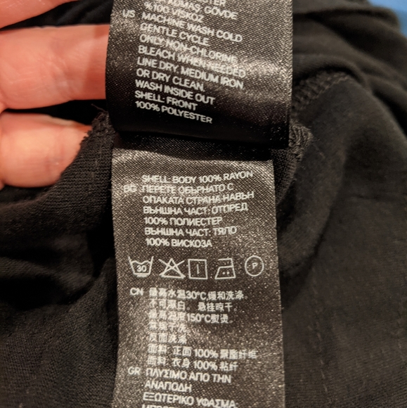 BOGO H&M Sleeveless Black-Tiered Front Blouse, M - Picture 6 of 6